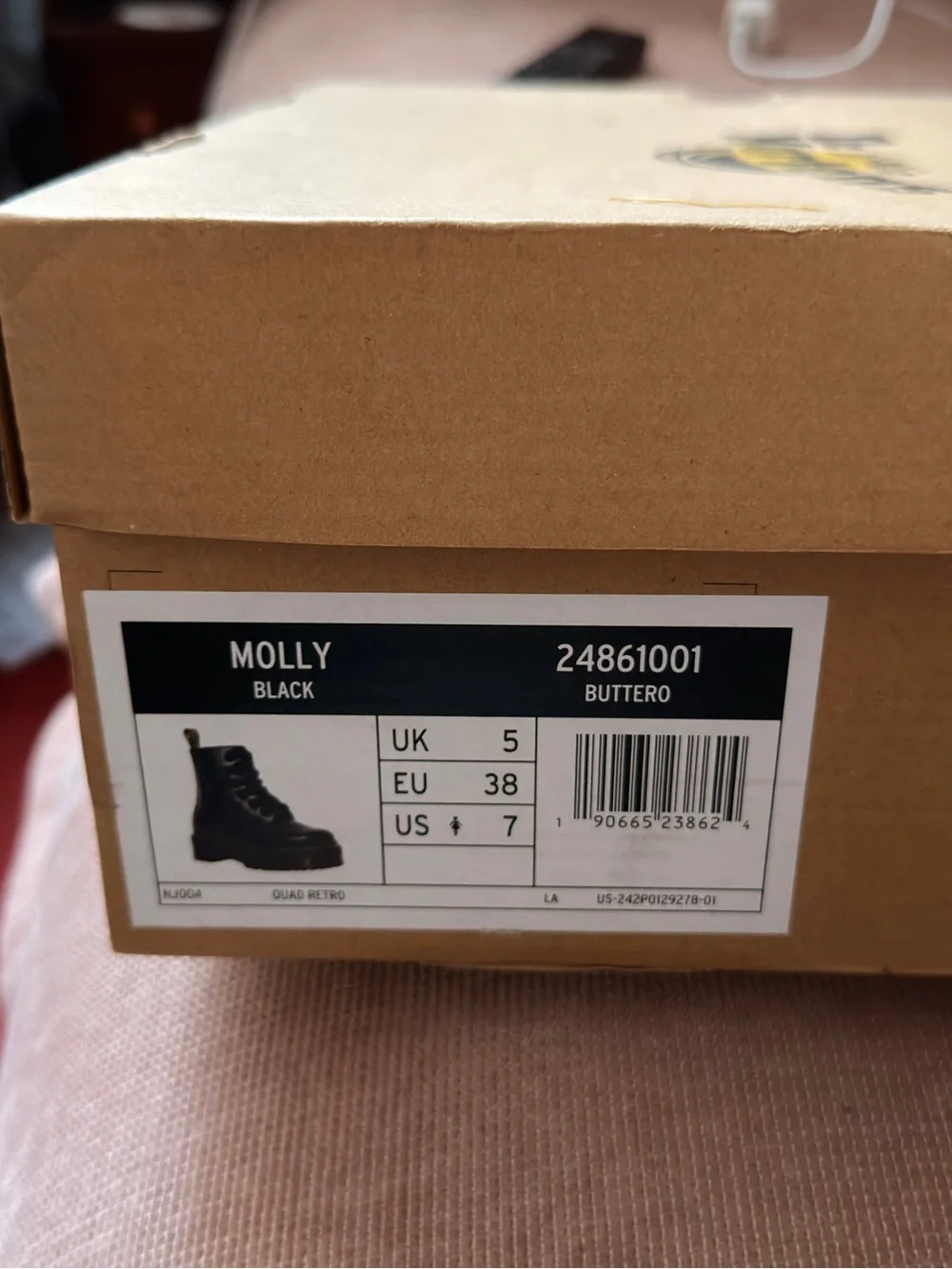 Dr. Martens MOLLY Boots NWT - Picture 3 of 3